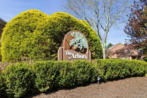 245 Treetop Crescent Rye Brook NY 10573