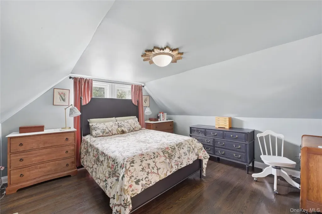 318 Union Avenue Peekskill NY 10566