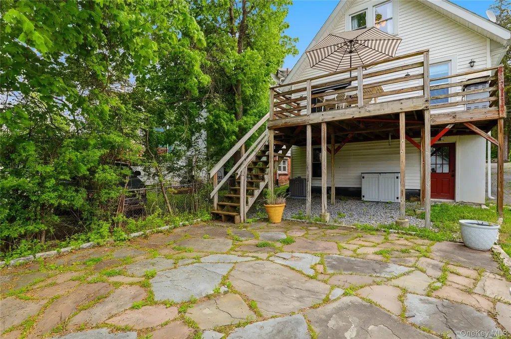 318 Union Avenue Peekskill NY 10566