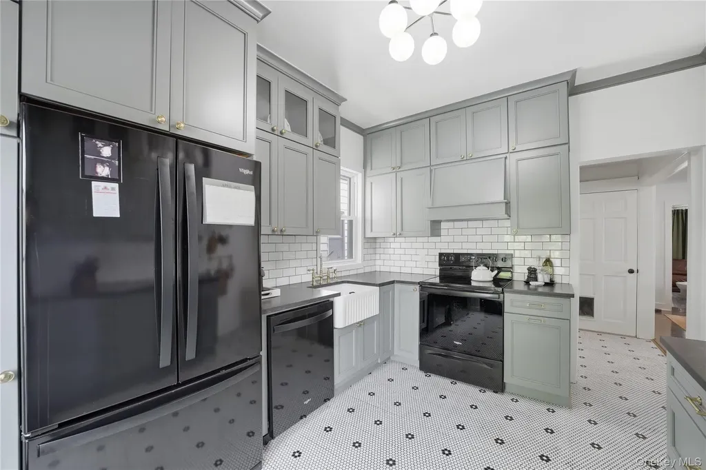 318 Union Avenue Peekskill NY 10566