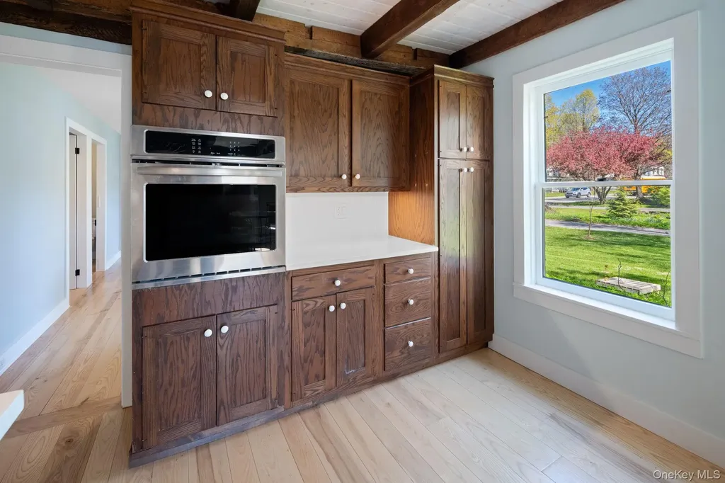 259 Main Street Call Listing Agent NY 12122