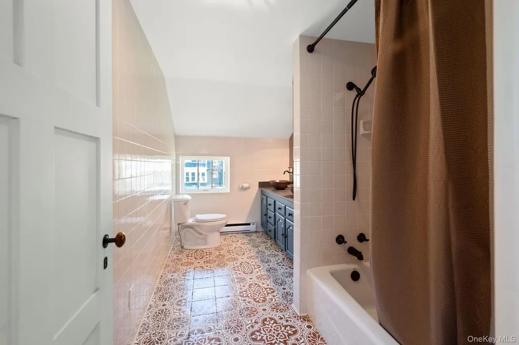 259 Main Street Call Listing Agent NY 12122