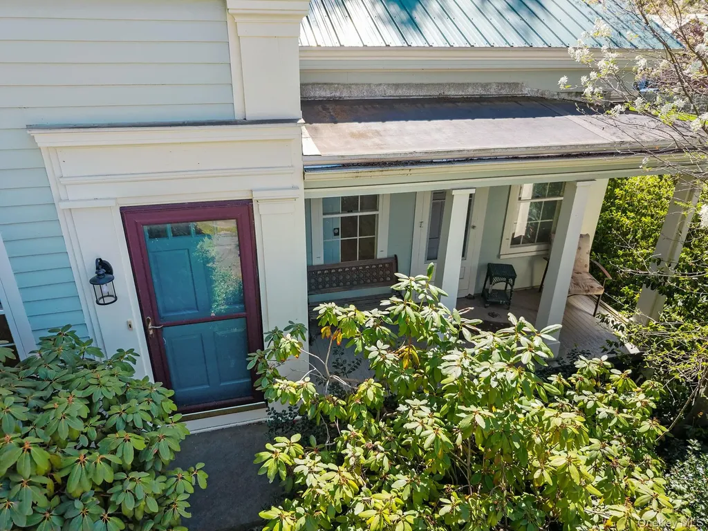 259 Main Street Call Listing Agent NY 12122