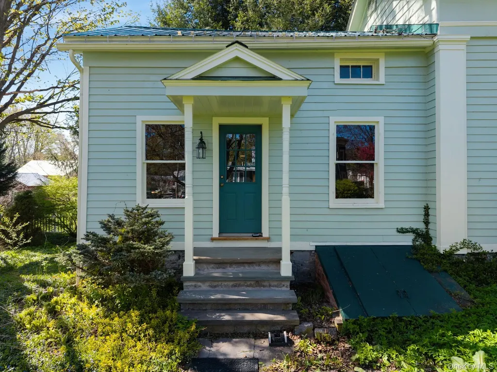 259 Main Street Call Listing Agent NY 12122