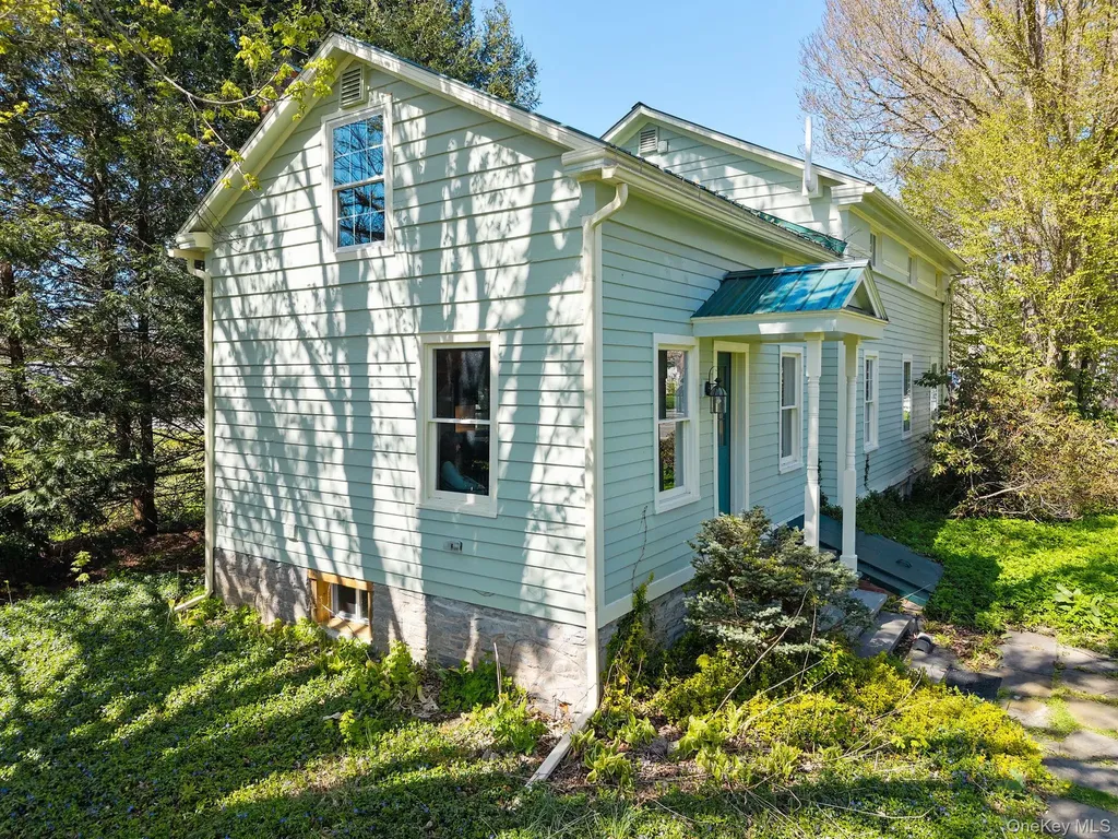 259 Main Street Call Listing Agent NY 12122