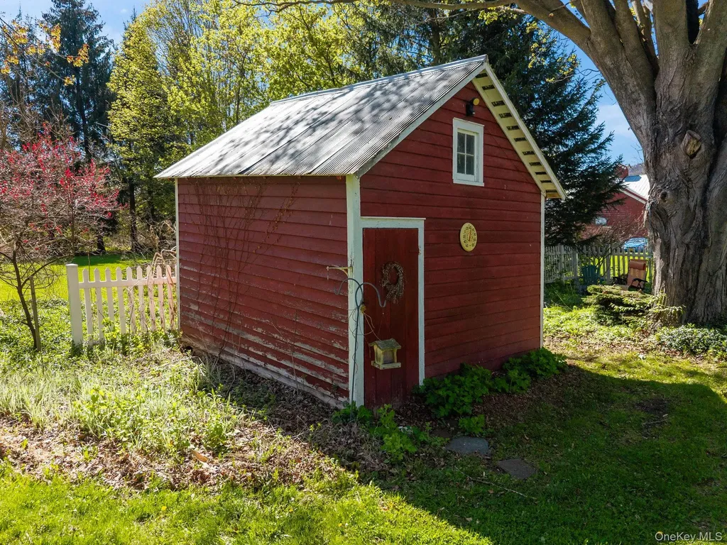 259 Main Street Call Listing Agent NY 12122