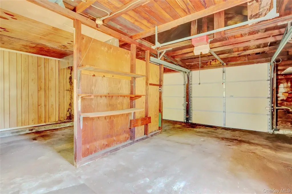 11 5th Avenue S Huntington Station NY 11746