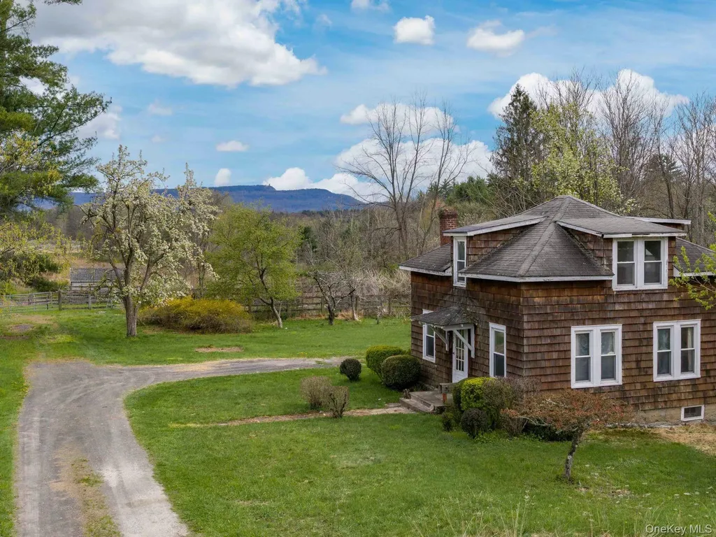 280 Cooper Street Accord NY 12404