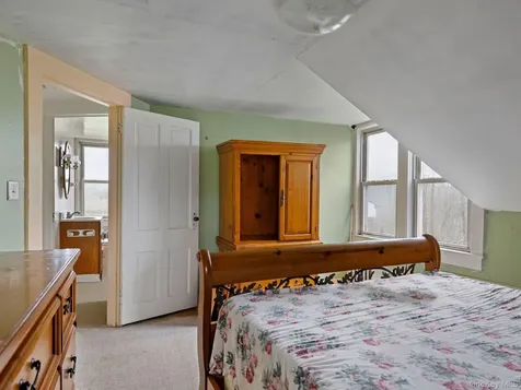 280 Cooper Street Accord NY 12404