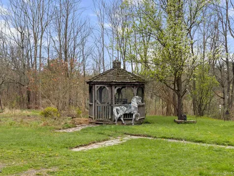 280 Cooper Street Accord NY 12404