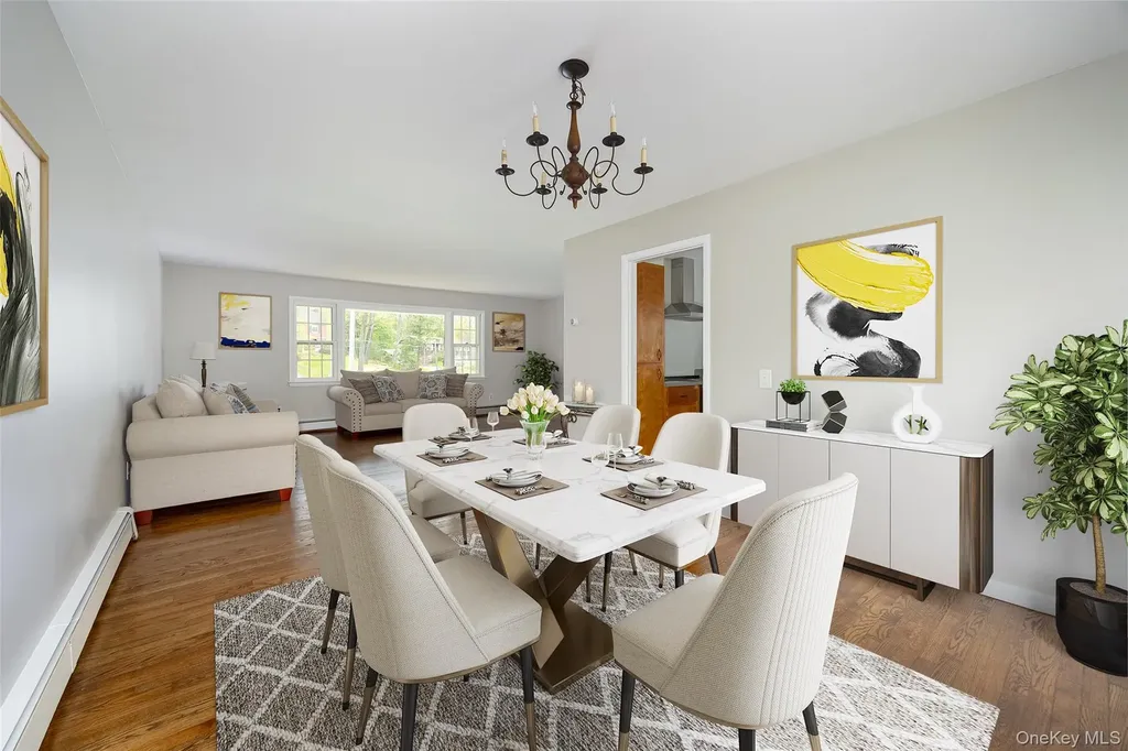 25 Hudson Drive Hyde Park NY 12538
