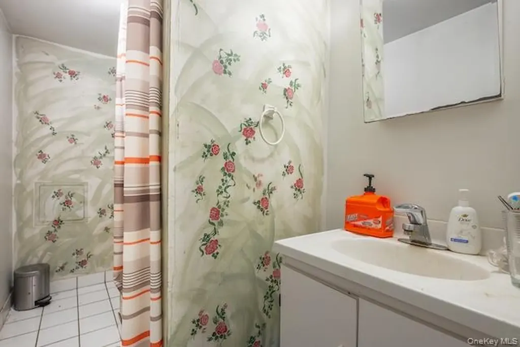 148 Wavecrest Drive Mastic Beach NY 11951