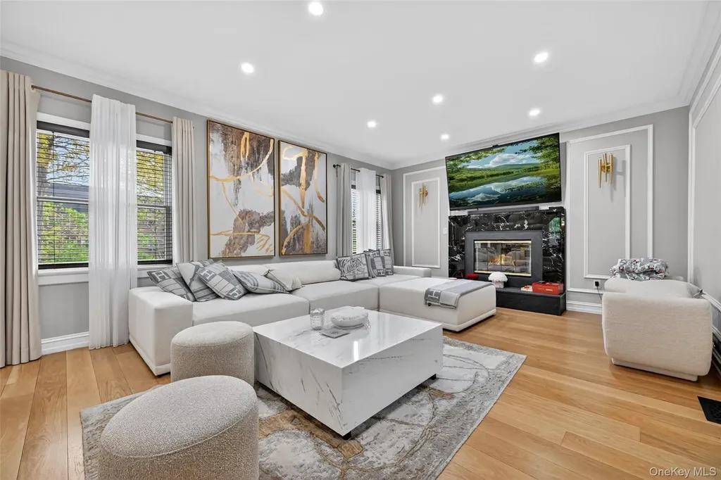 65 Wildway Bronxville NY 10708