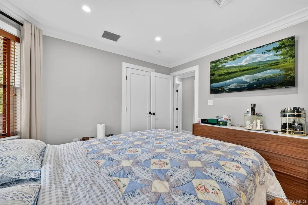 65 Wildway Bronxville NY 10708
