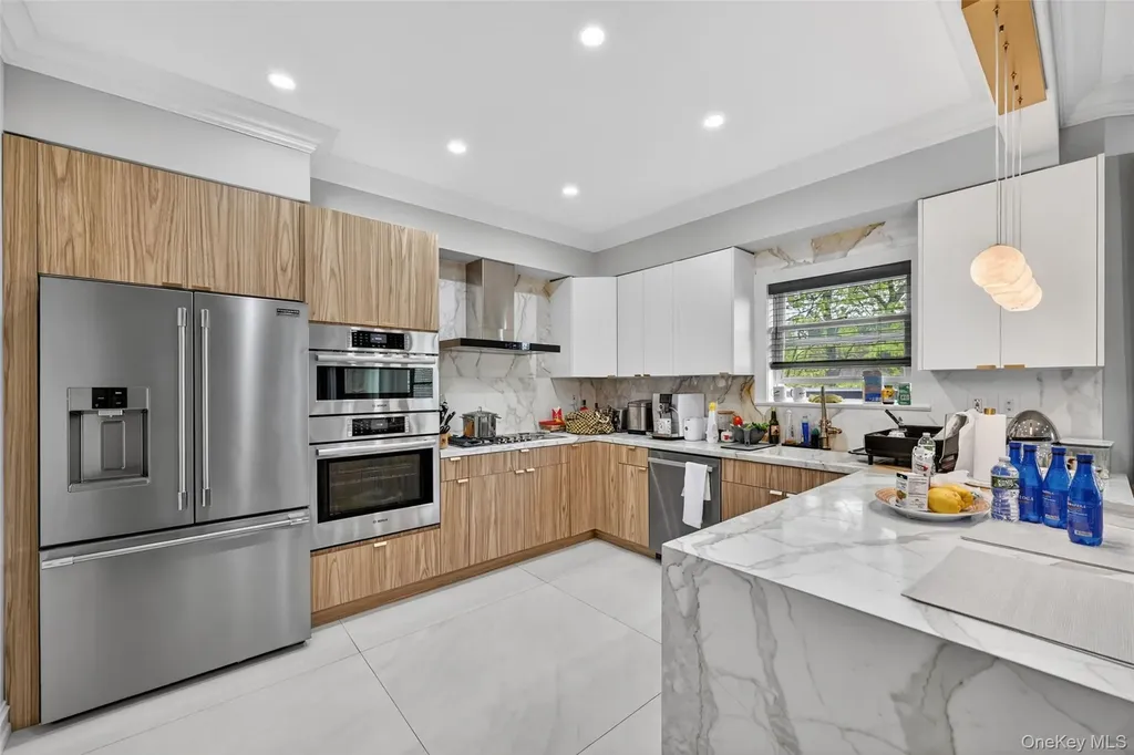 65 Wildway Bronxville NY 10708