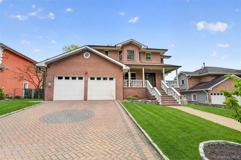 65 Wildway Bronxville NY 10708