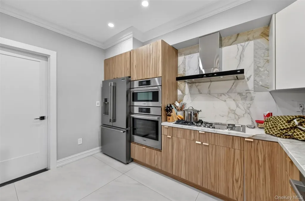 65 Wildway Bronxville NY 10708