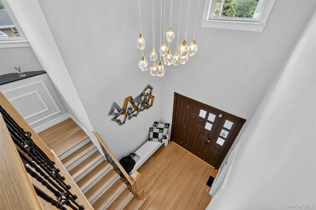 65 Wildway Bronxville NY 10708