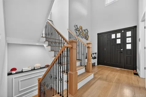 65 Wildway Bronxville NY 10708