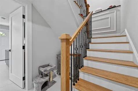 65 Wildway Bronxville NY 10708