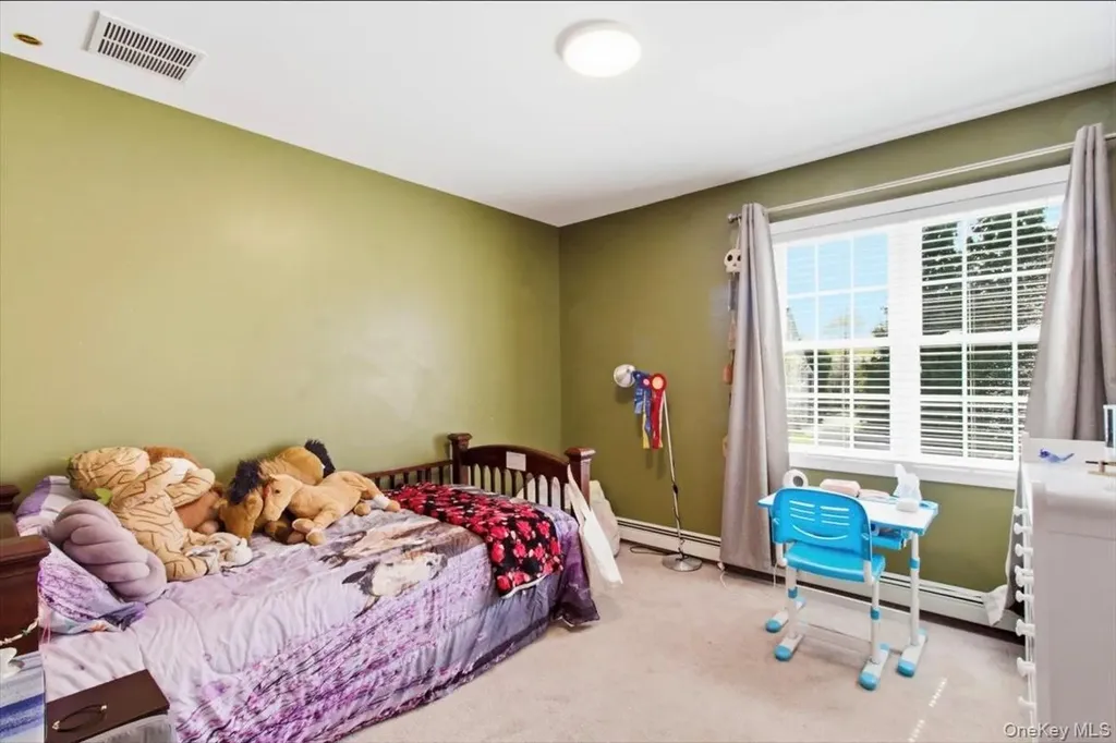 18 Barrett Place Beacon NY 12508