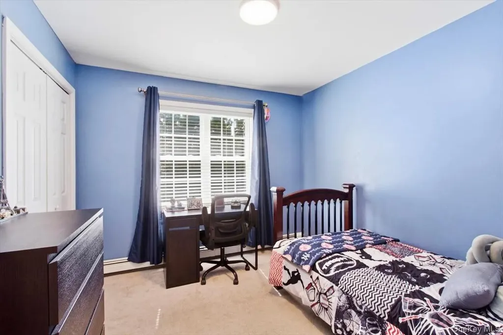 18 Barrett Place Beacon NY 12508