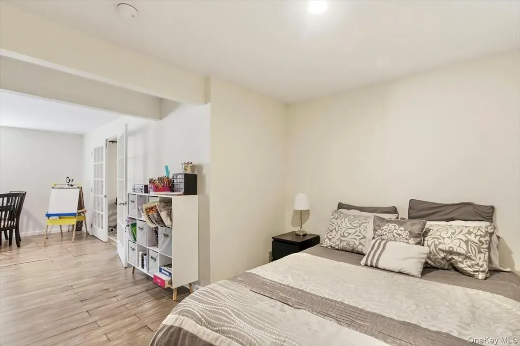 18 Barrett Place Beacon NY 12508