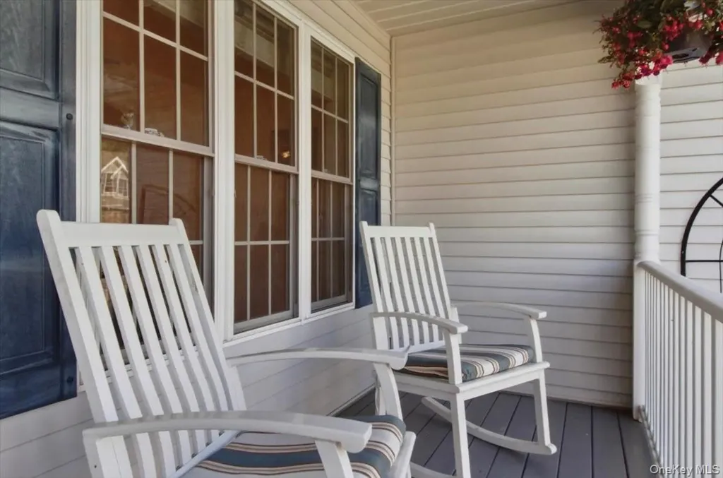 18 Barrett Place Beacon NY 12508