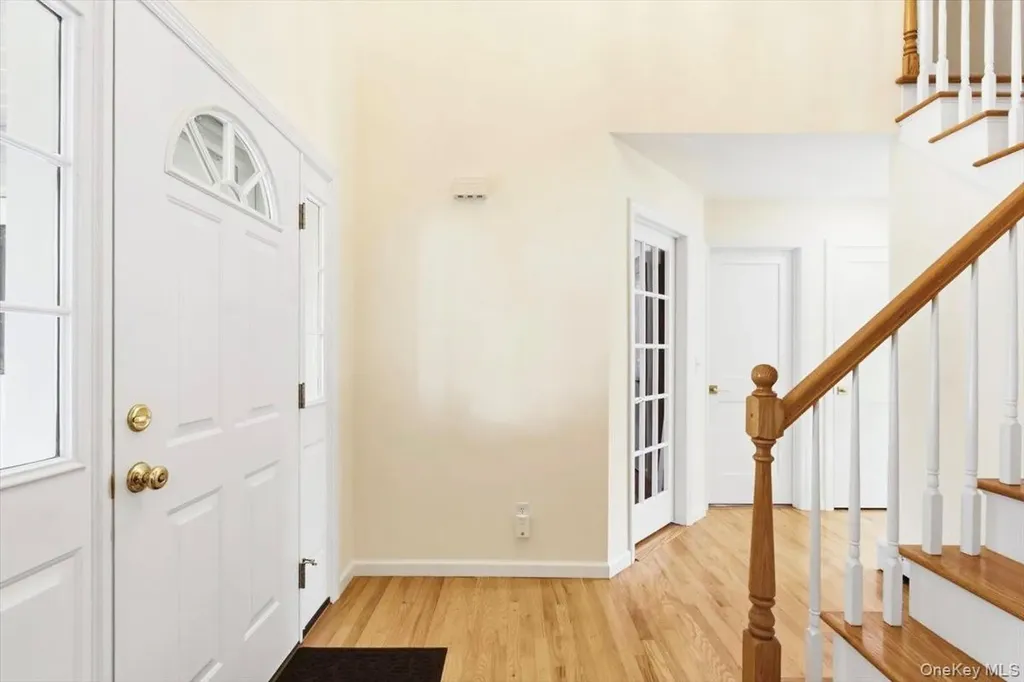 18 Barrett Place Beacon NY 12508