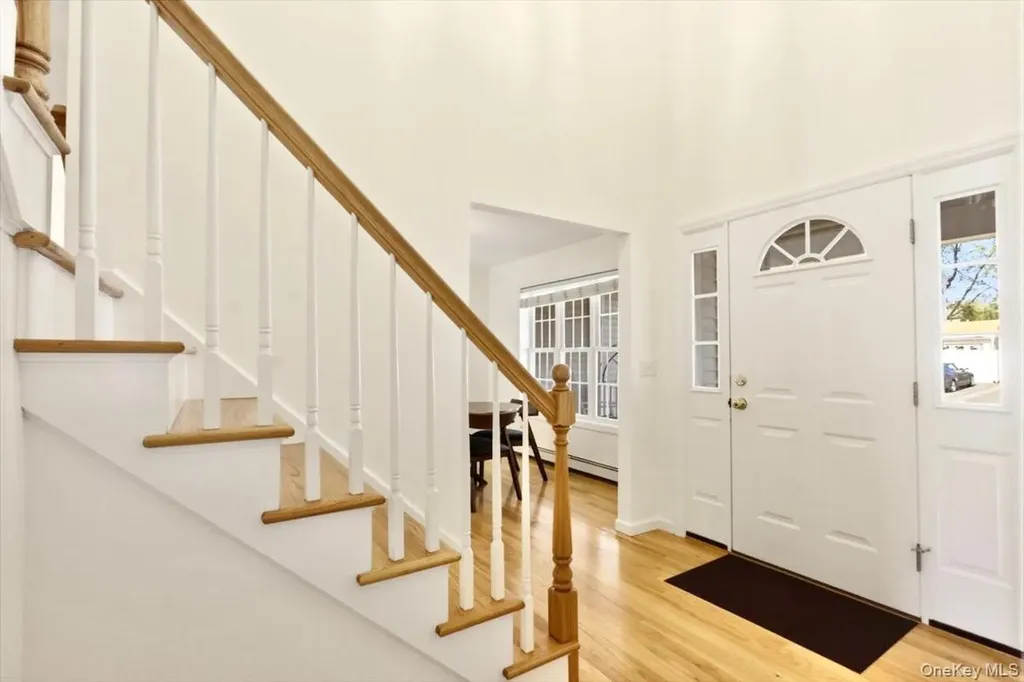 18 Barrett Place Beacon NY 12508