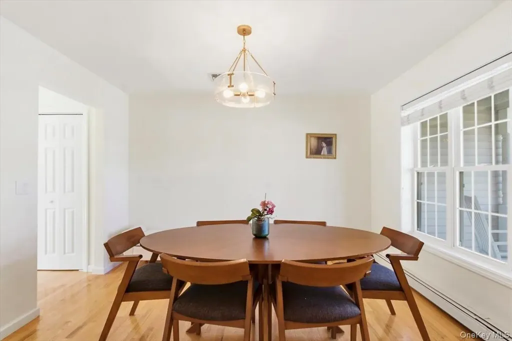 18 Barrett Place Beacon NY 12508