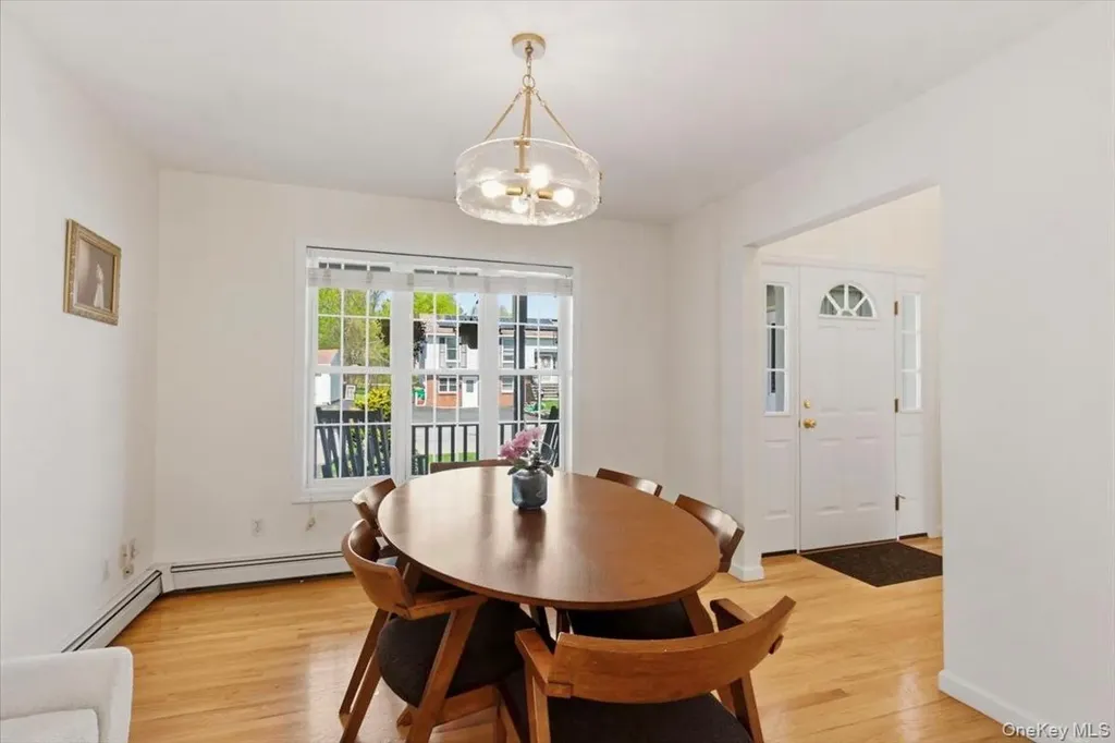 18 Barrett Place Beacon NY 12508