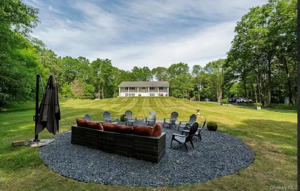 2398 State Route 207 Campbell Hall NY 10916