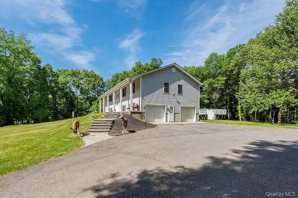 2398 State Route 207 Campbell Hall NY 10916