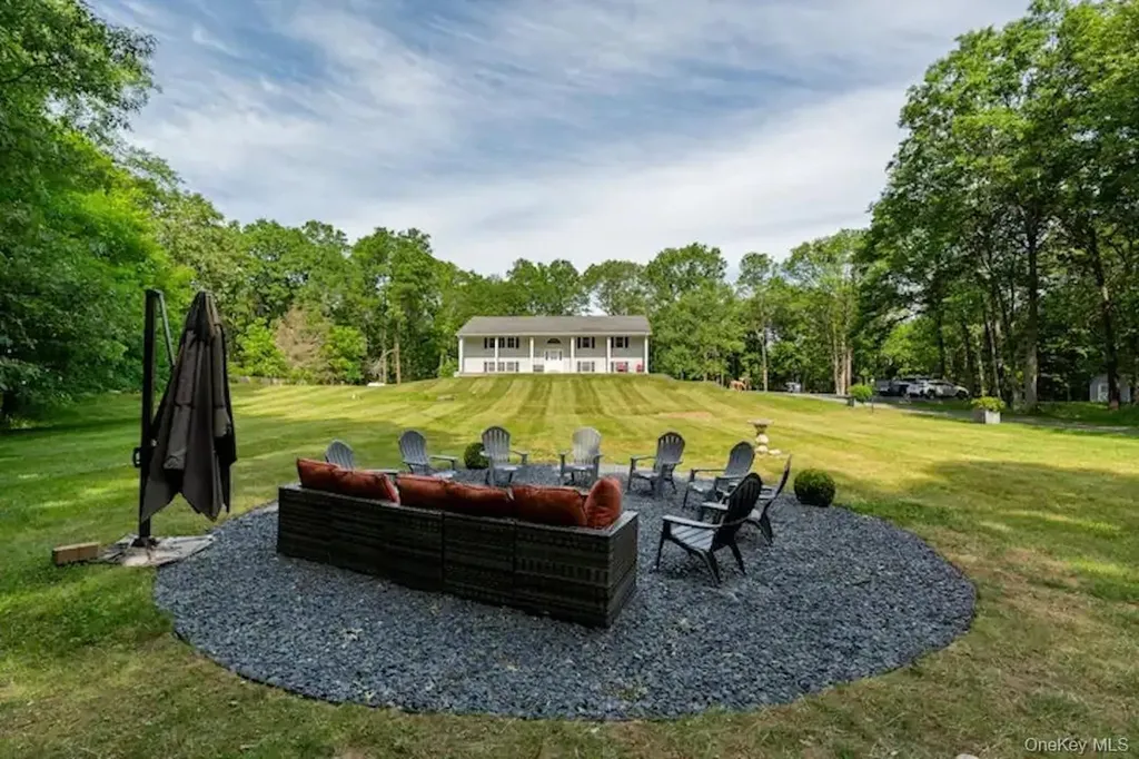 2398 State Route 207 Campbell Hall NY 10916