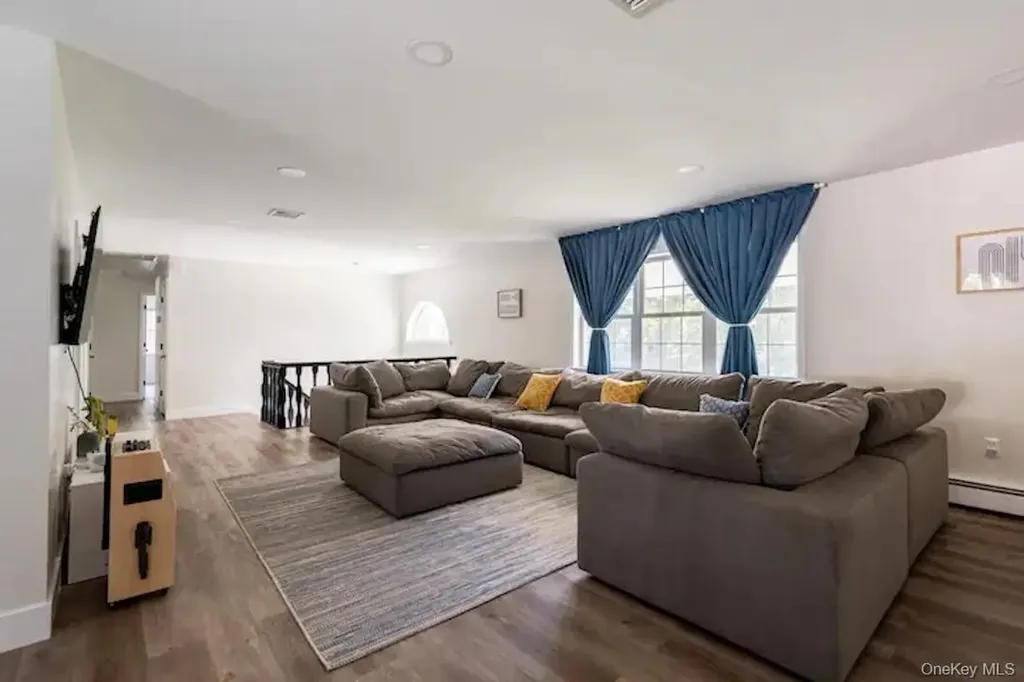 2398 State Route 207 Campbell Hall NY 10916