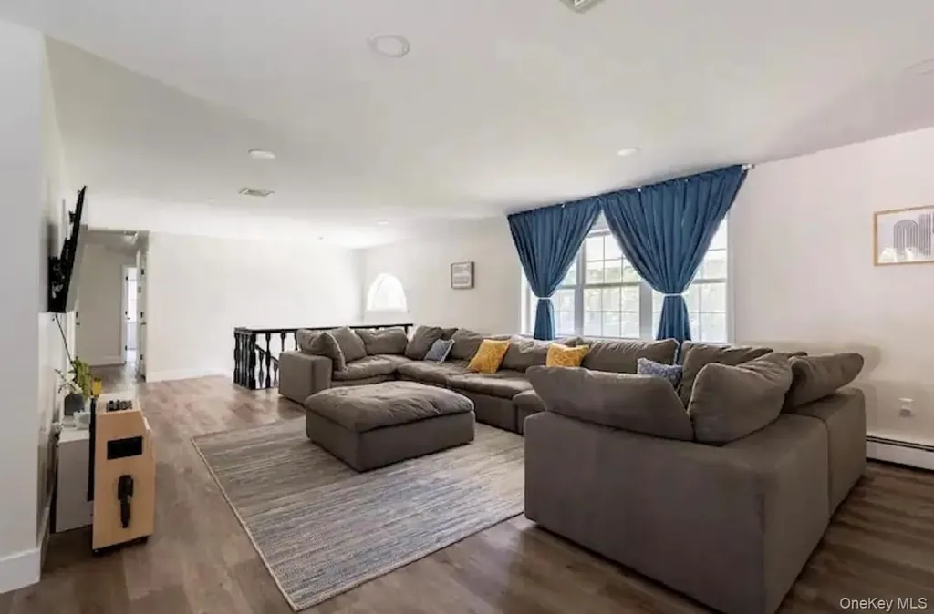 2398 State Route 207 Campbell Hall NY 10916