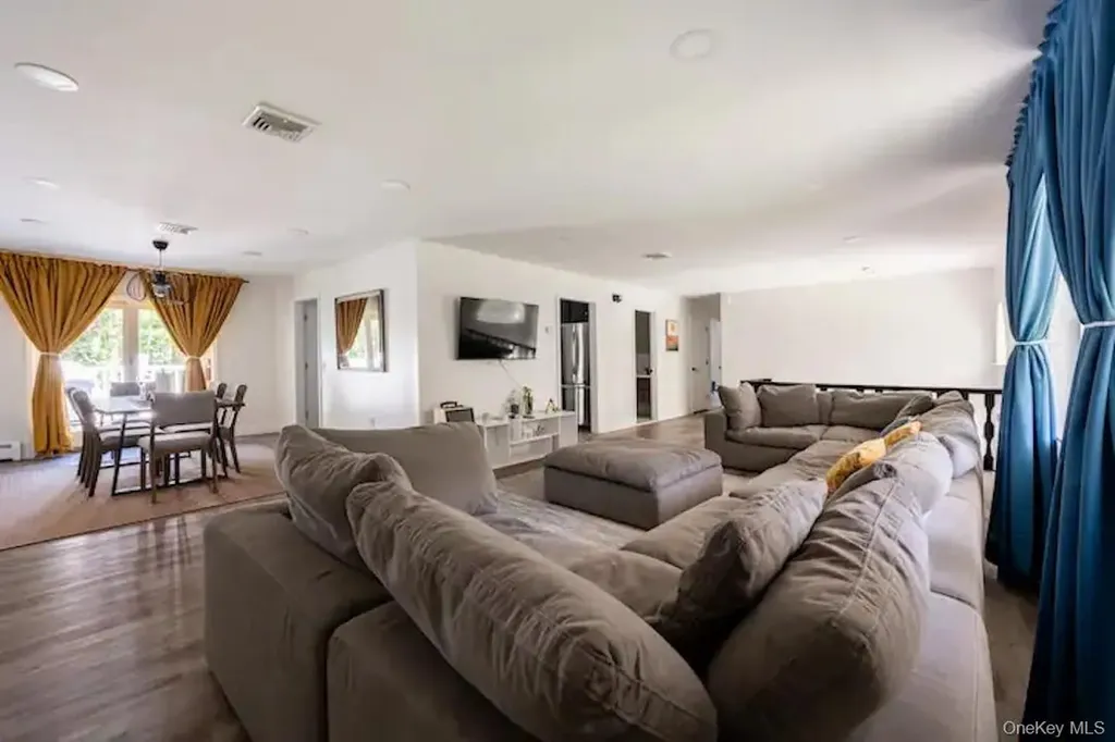 2398 State Route 207 Campbell Hall NY 10916