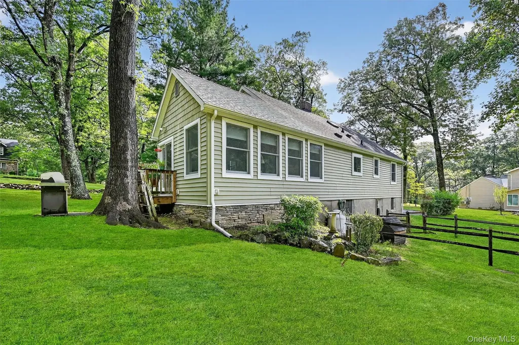 65 Ludlam Road Monroe NY 10950