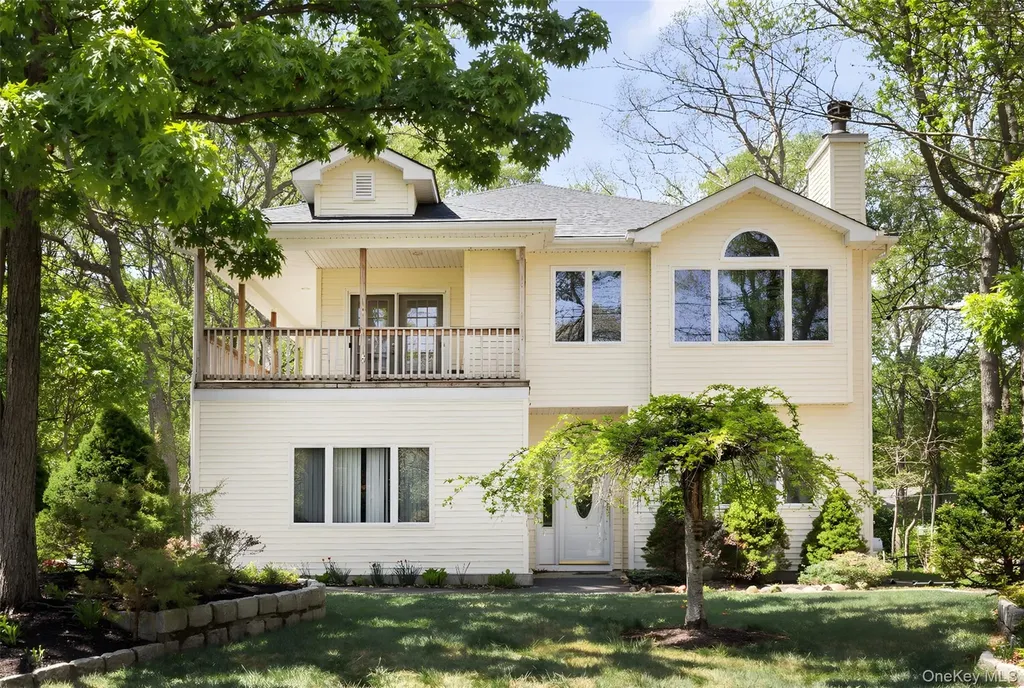 26 19th Street Wading River NY 11792