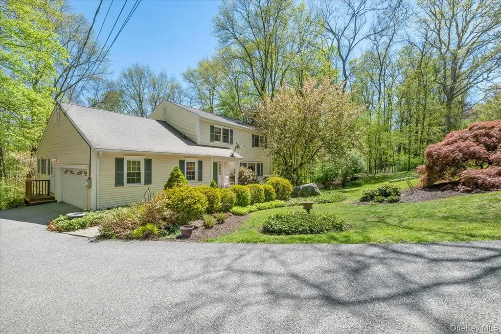 7 Palma Road Somers NY 10589