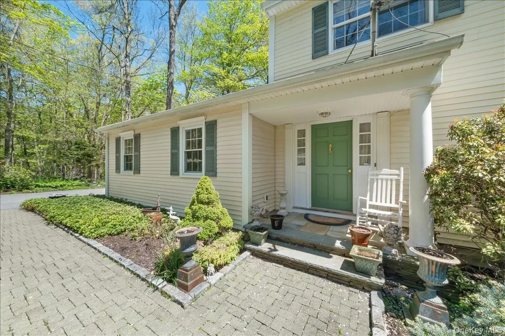 7 Palma Road Somers NY 10589