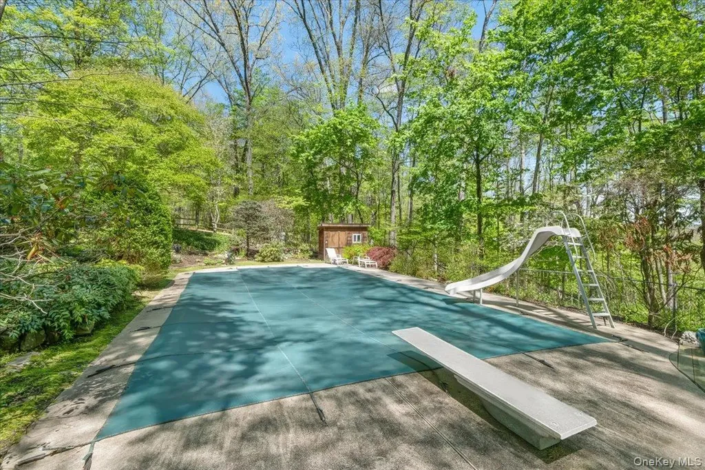 7 Palma Road Somers NY 10589