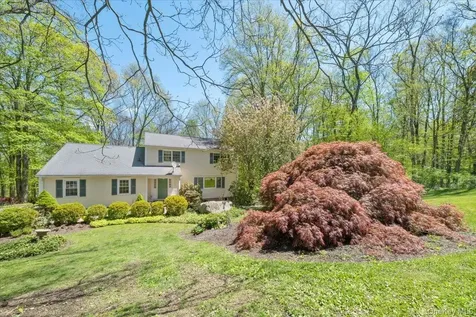 7 Palma Road Somers NY 10589