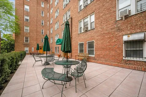 280 Bronxville Road Bronxville NY 10708