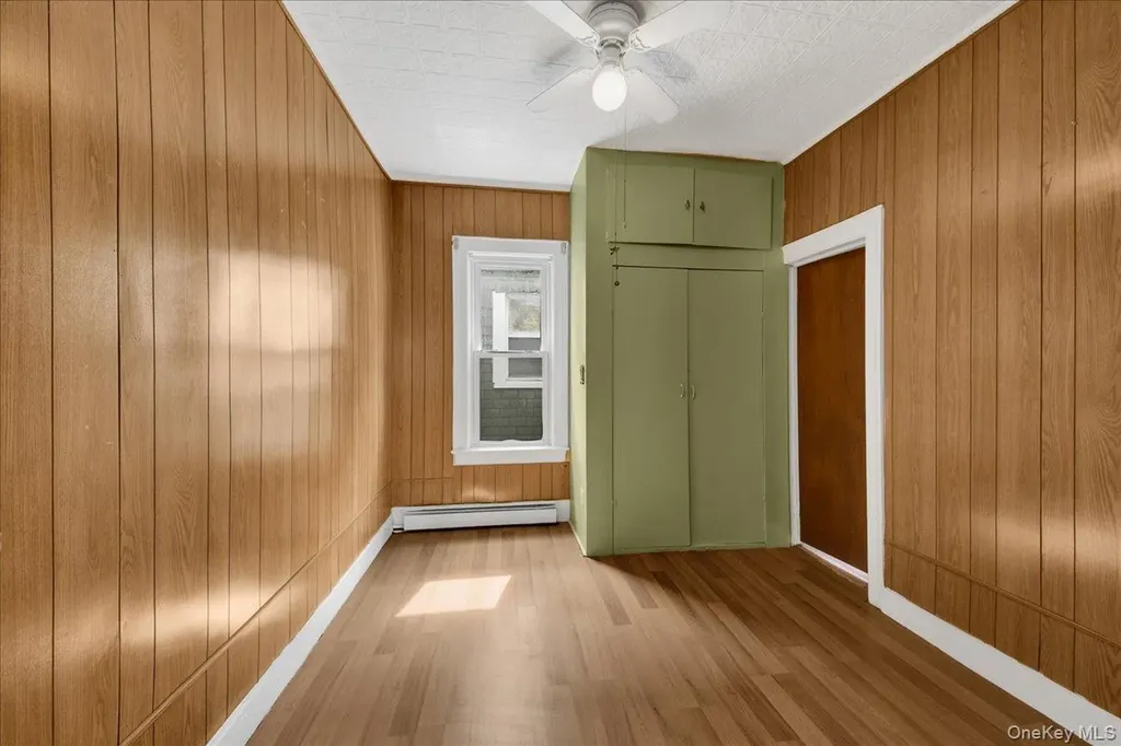 681 E 243rd Street Bronx NY 10470