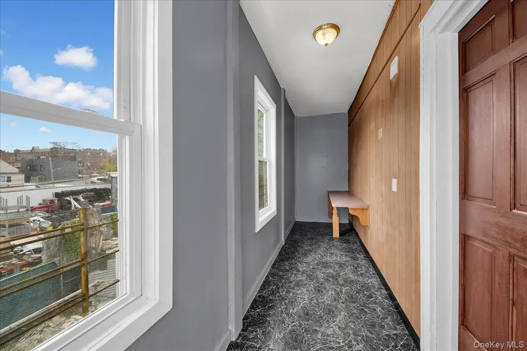 681 E 243rd Street Bronx NY 10470
