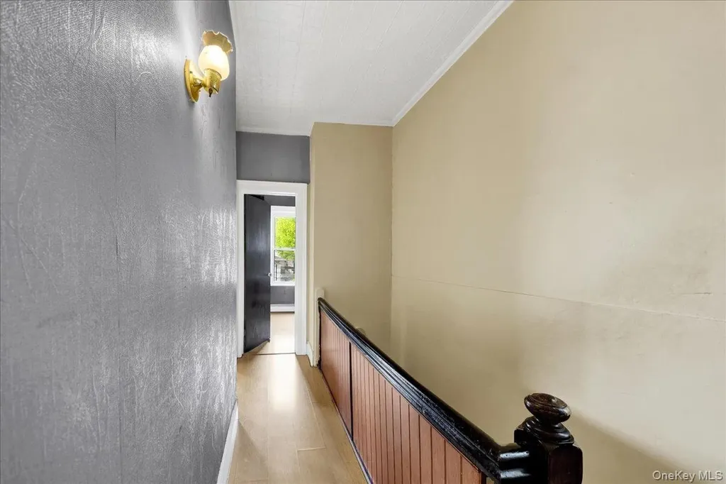 681 E 243rd Street Bronx NY 10470
