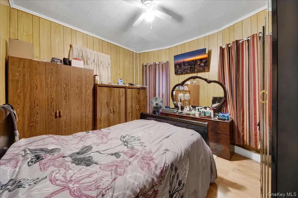 681 E 243rd Street Bronx NY 10470