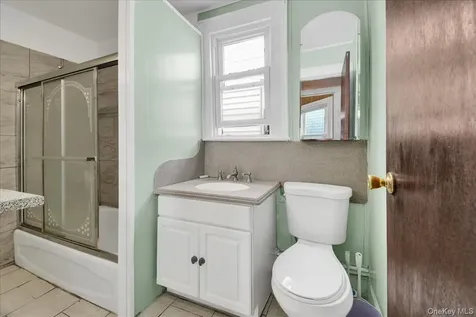 681 E 243rd Street Bronx NY 10470